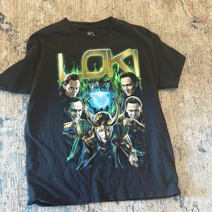 Loki marvel extra small, studios shirt.